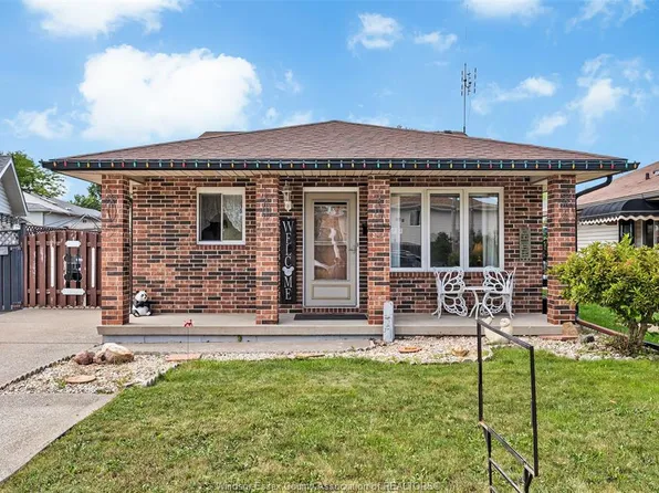 3269 Candlewood Cres, Windsor, ON N8W 5M8