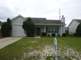 3813 Crusader Dr, Hope Mills, NC 28348