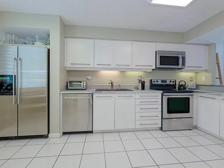842 Bayport Way — Photo 13