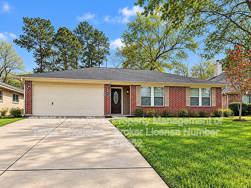 3 bed, 2.0 bath, 1205 sqft, $1,750 — Photo 1