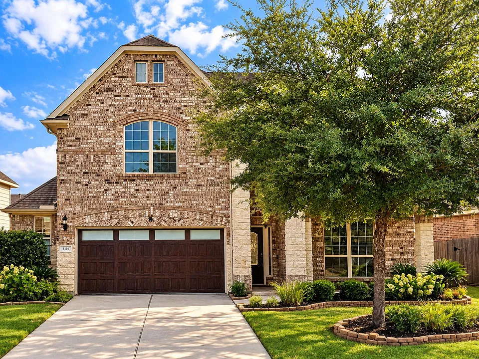 8410 Misty Mountain Trail Ln