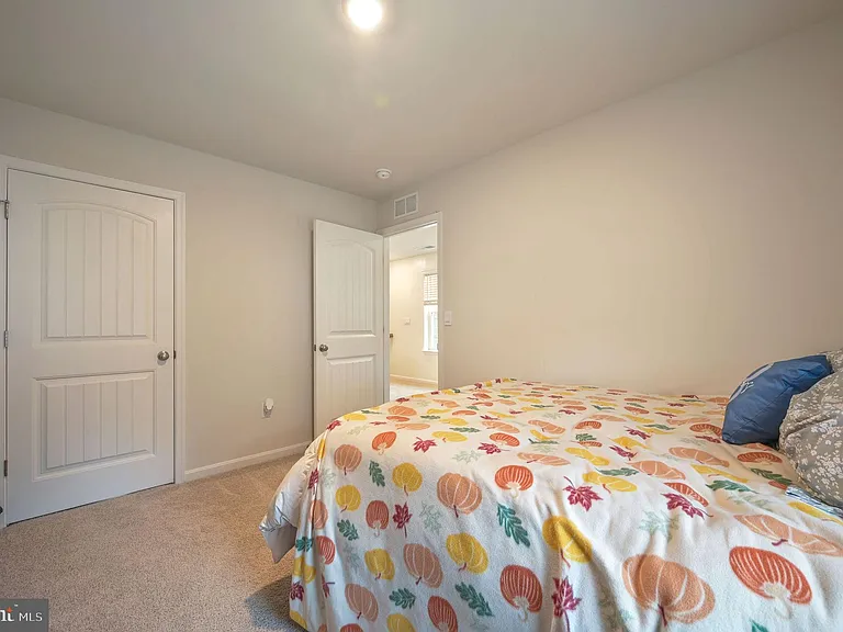 504 Currant Cir — Photo 25