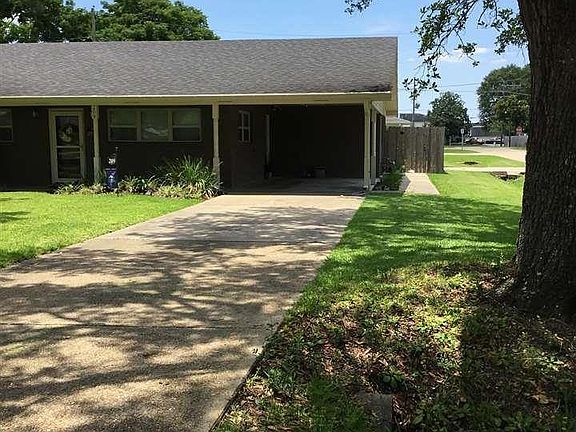 3rd image of 209 Funderburk Ave