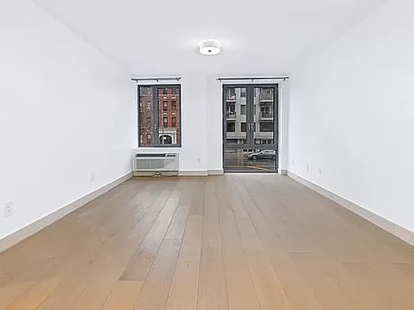 2128 Ocean Avenue image 12 of 19