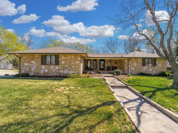 418 N Water St, Oxford, KS 67119