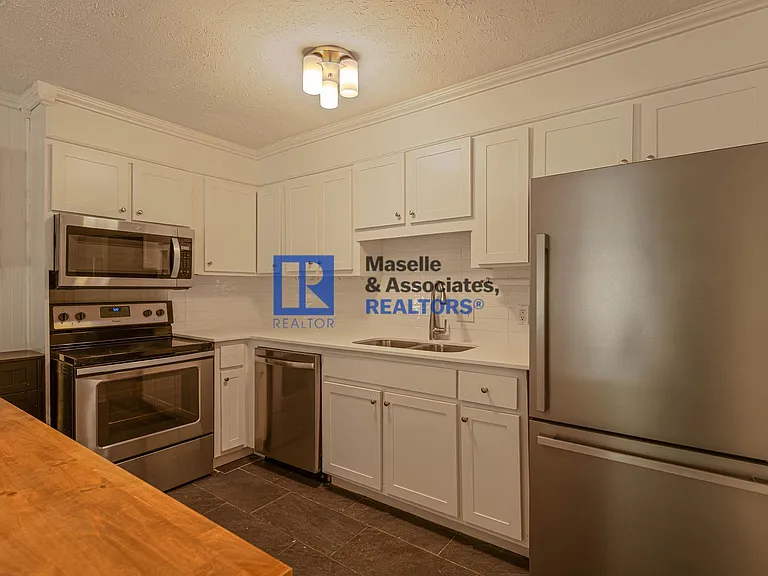 239 Traceland Dr — Photo 16