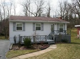 1530 Roosevelt Ave, South Park, PA