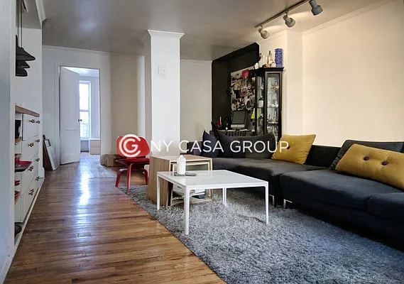 Rented by NY Casa Group | media 2