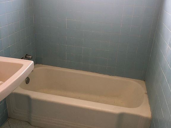 4th image of 5860 E Yandell Dr