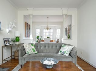 877 King William Dr, Charlottesville, VA 22901