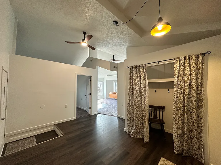 720 Boulevard St — Photo 26