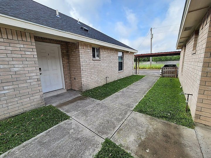 1st image of 1310 Acme Ln #1-4