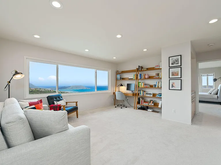 5349 Kahalakua St — Photo 18