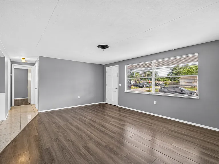 5014 Dove Dr — Photo 5