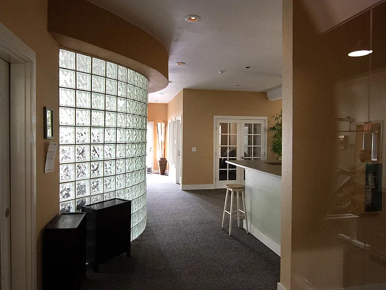16817 Larch Way E #E105 — Photo 31