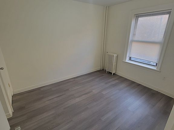 5th image of 305 Fairmount Ave