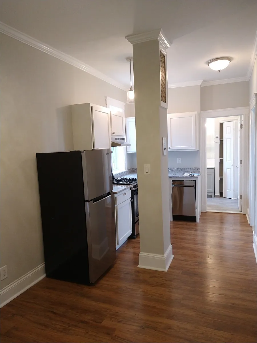 Building Photo - 1185 Commonwealth Ave #23