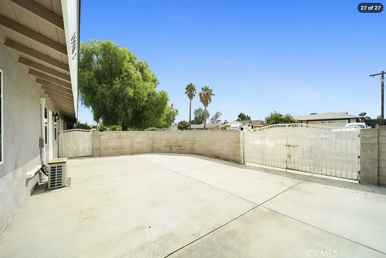3 bed, 1104 sqft, $2,900 — Photo 3