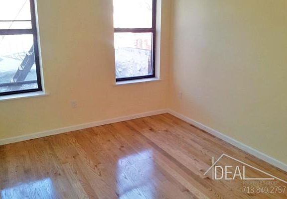 5th image of 211 Mac Donough St