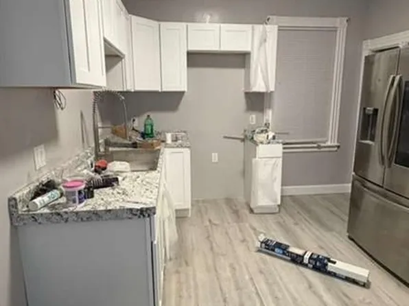 51 Detroit Ave, Providence, RI 02907