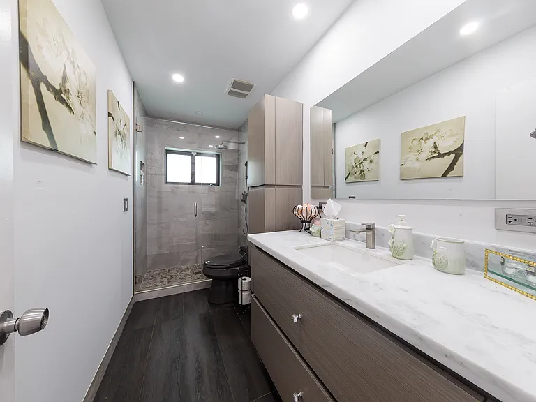19311 Sterling Dr — Photo 14