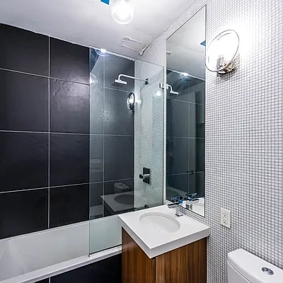 Rented by Nooklyn NYC LLC | media 7