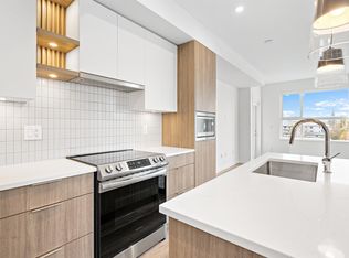 20695 Eastleigh Cres #401, Langley, BC V3A4C4