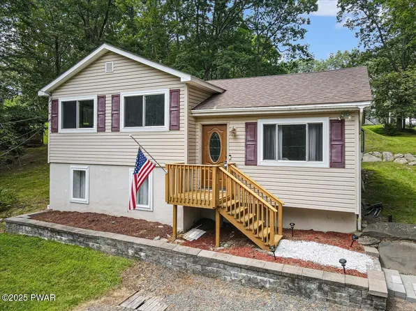 192 Heather Hill Rd, Dingmans Ferry, PA 18328