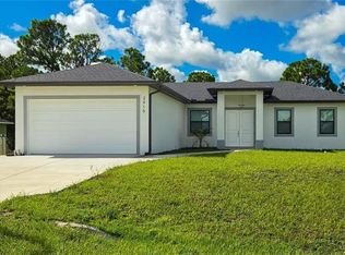 2915 28th St SW, Lehigh Acres, FL 33976