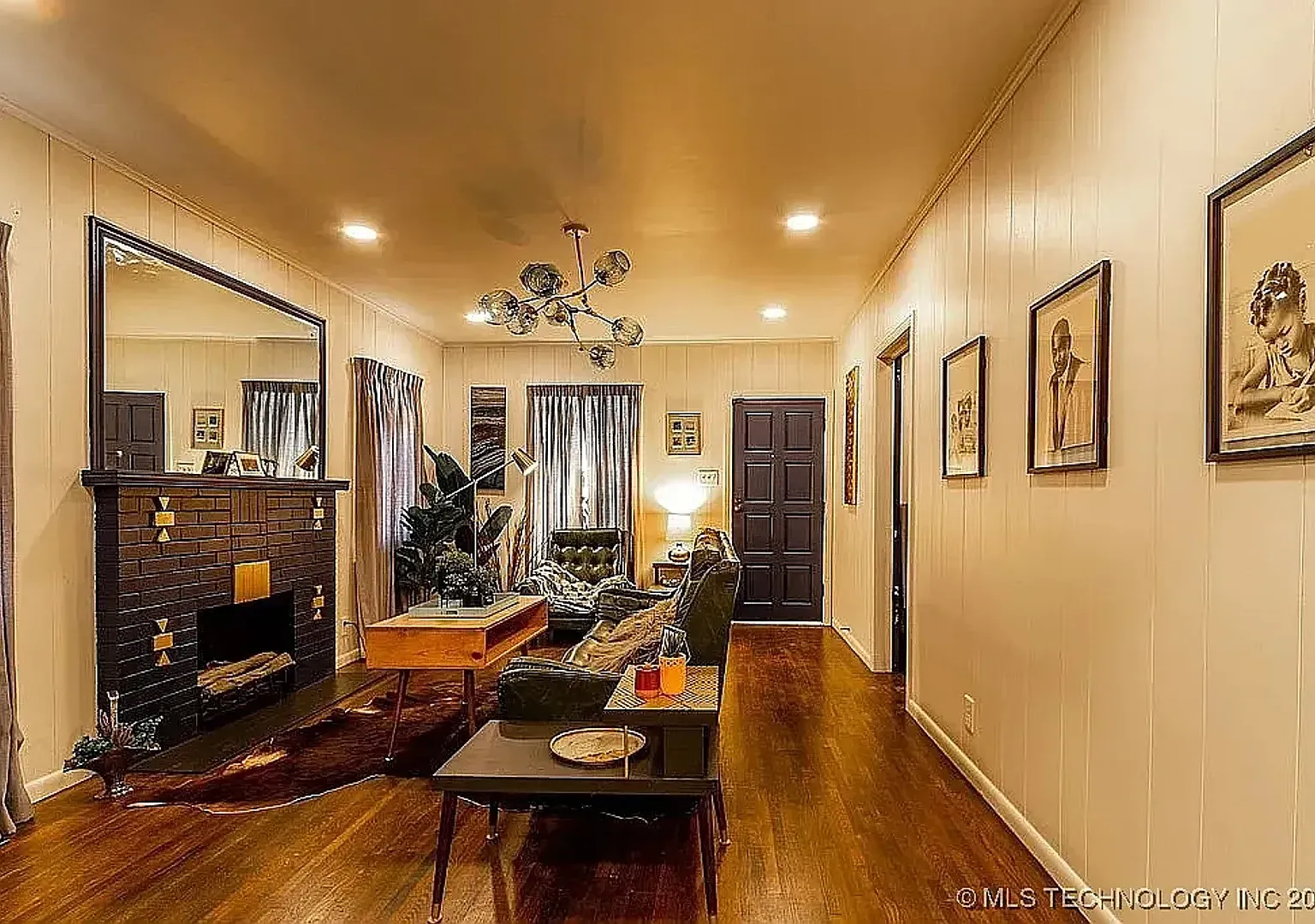 Charming Updated Home with Stylish Interiors Ready for Move-In! — Photo 4