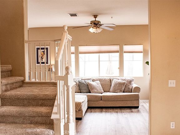 3rd image of 33634 Emerson Way Unit B