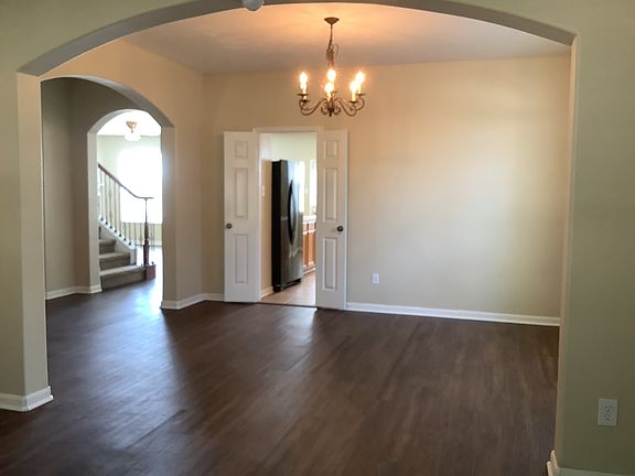 5th image of 2019 Monarch Hollow Ln
