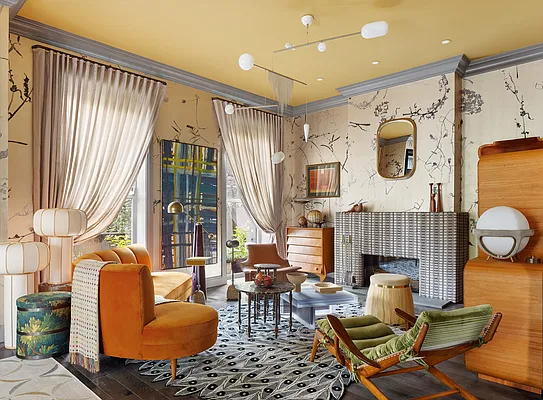Living room, photo 2
