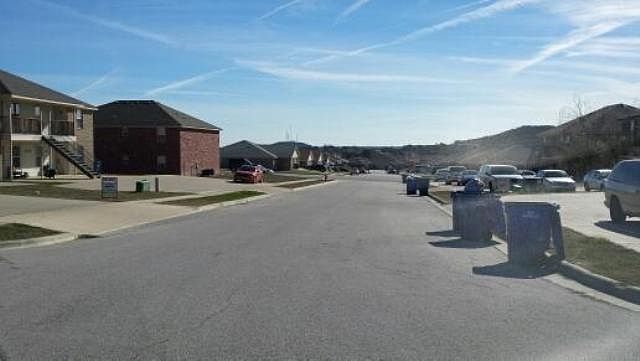 2nd image of 4201 Primrose Dr