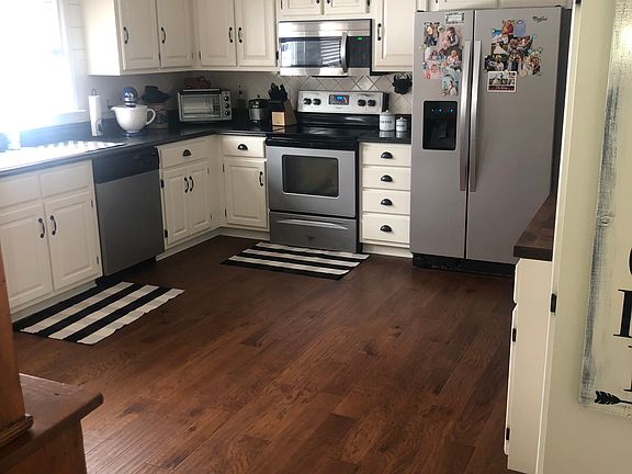 4th image of 119 S Avenue A