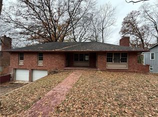 3720 Crescent Ave, Kansas City, MO 64133