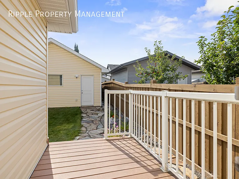 273 McConachie Dr NW — Photo 28