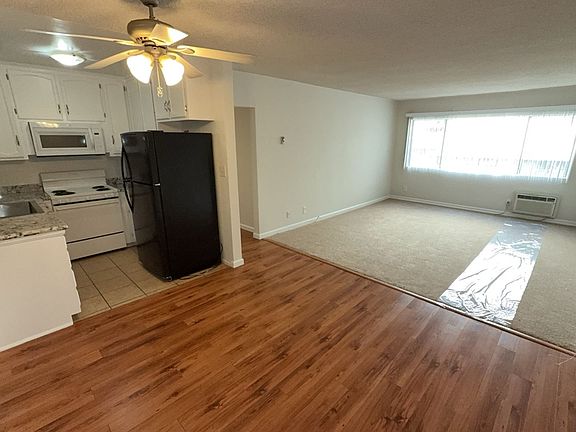 2nd image of 601 E Angeleno Ave
