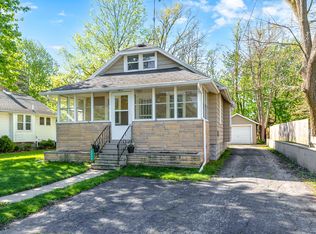 5490 Comstock Ave, Kalamazoo, MI 49048