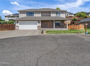 7511 Maclaren St, Yakima, WA 98908