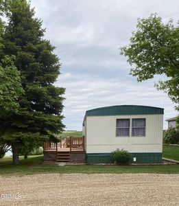 522 Bay Dr, Beulah, ND, 58523