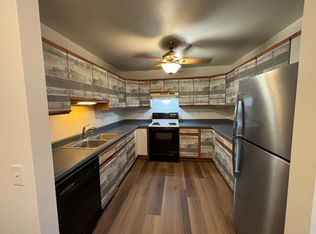 9-11 Edgartown Ct, Madison, WI 53719