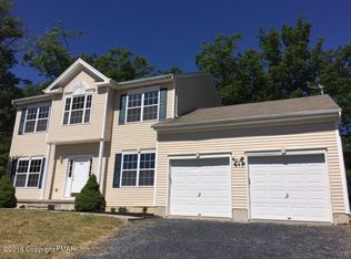 1128 Dorset Dr, Bushkill, PA 18324