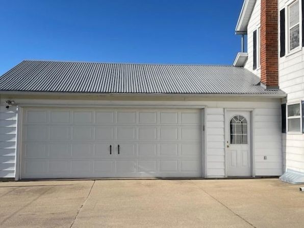 7591 Columbus St, New Vienna, IA 52065