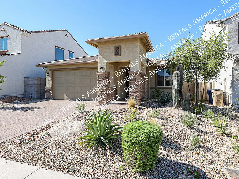 8817 W Luke Ave — Photo 1