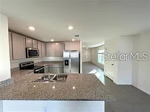 590 Sunlit Coral St — Photo 8