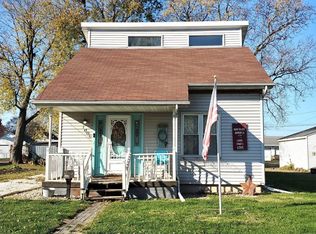 1006 S 7th Ave, Canton, IL 61520