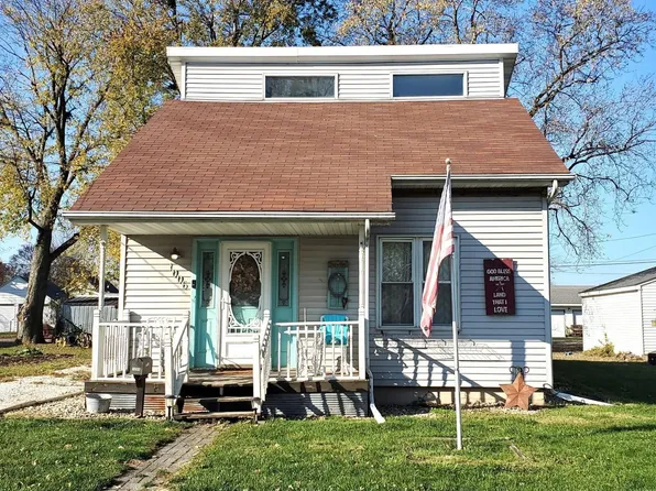 1006 S 7th Ave, Canton, IL 61520