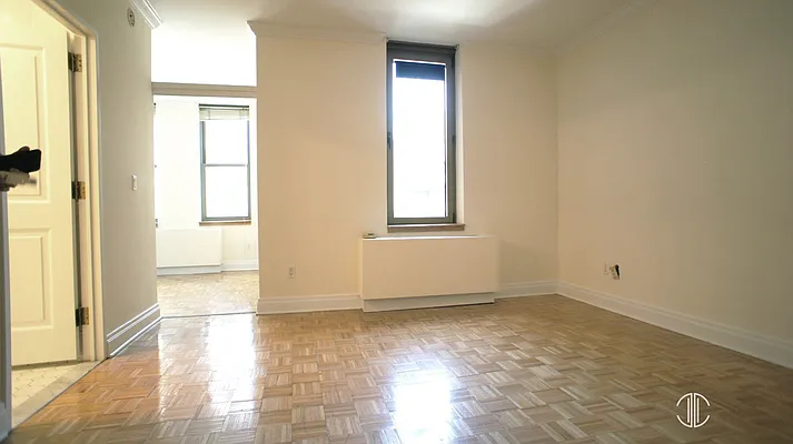Rented by Keller Williams NYC | media 12