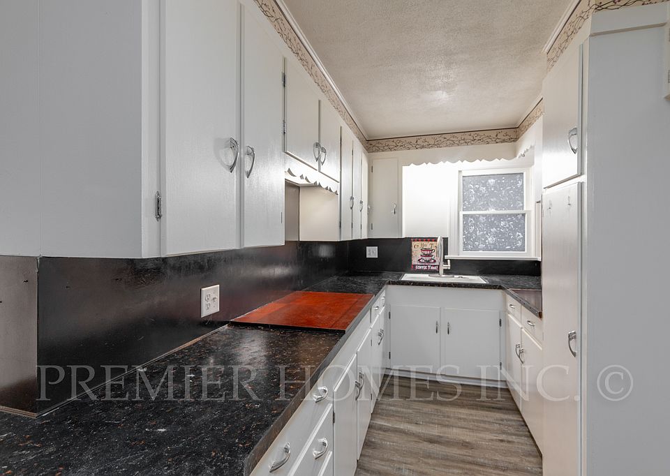 1st image of 1278 Woodland Ave NW #1